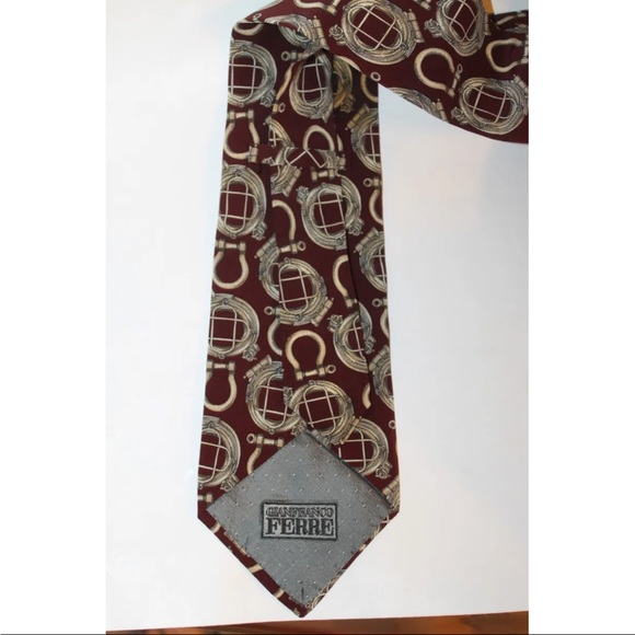 Gianfranco Ferre Men Neck Tie Burgundy Equestrian Italy Made 100% Silk - Picture 7 of 7